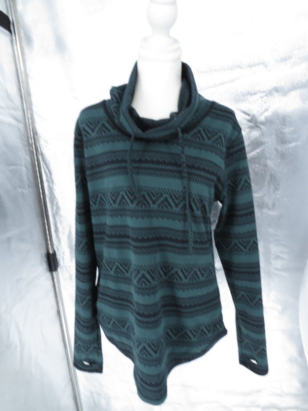 KAVU Women's Cowl Neck Teal Geometric Southwest Boho Pullover Sweatshirt Medium
